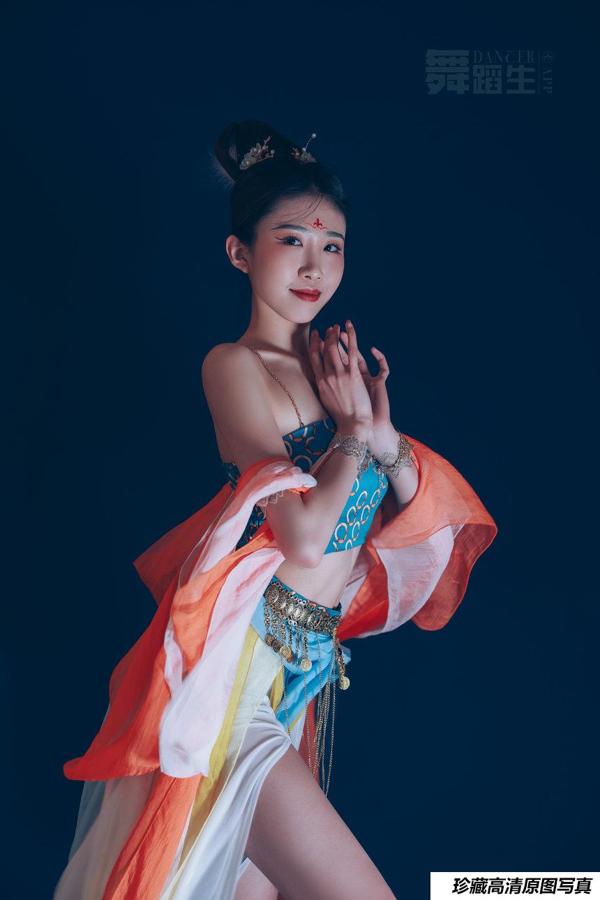 [GALLI嘉丽]舞蹈生日记 006 – 敦煌飞天 刘思彤[45P／175MB]-艺库