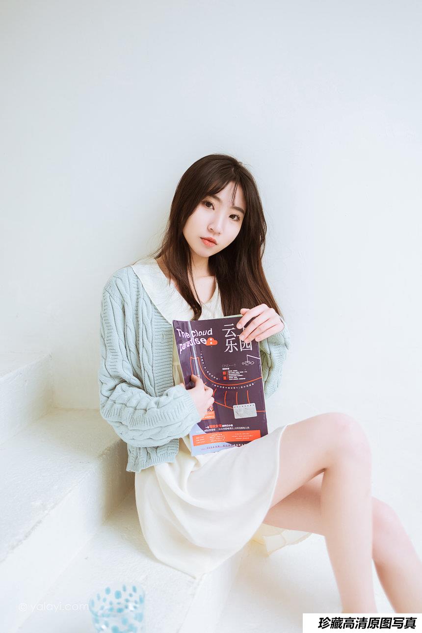[YALAYI雅拉伊]2022.04.08 NO.919 优雅永不过时 小乔[42+1P／363MB]