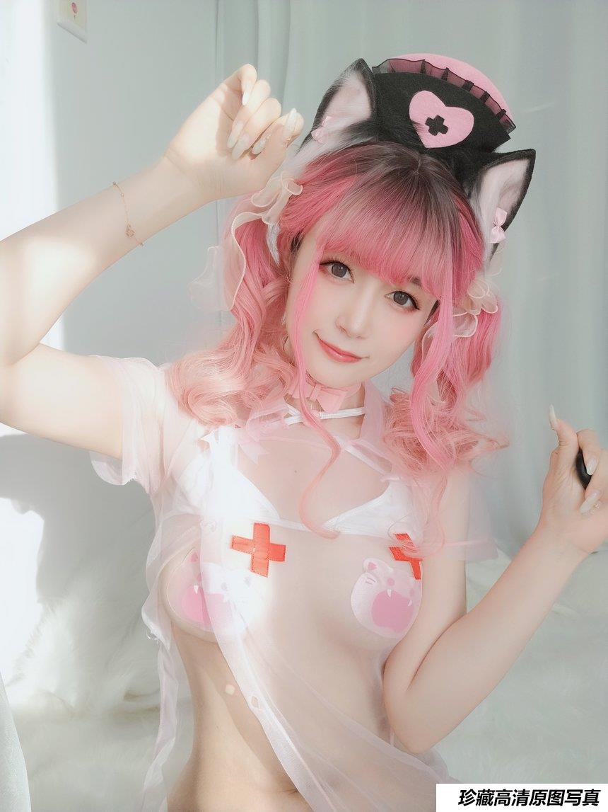 Coser小姐姐白银 - 猫咪护士 [34P1V-198MB]