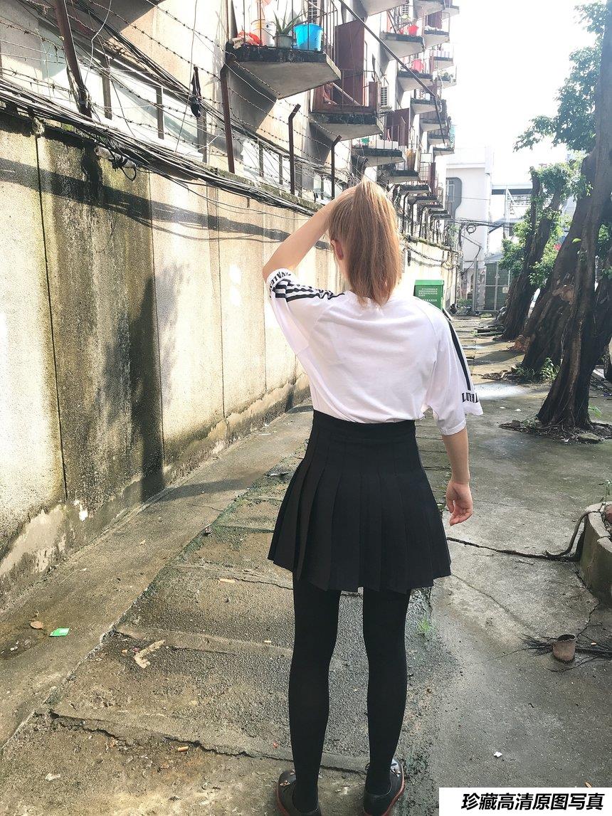 [最爱帆布鞋] 丝袜美腿写真 ON.46 图套