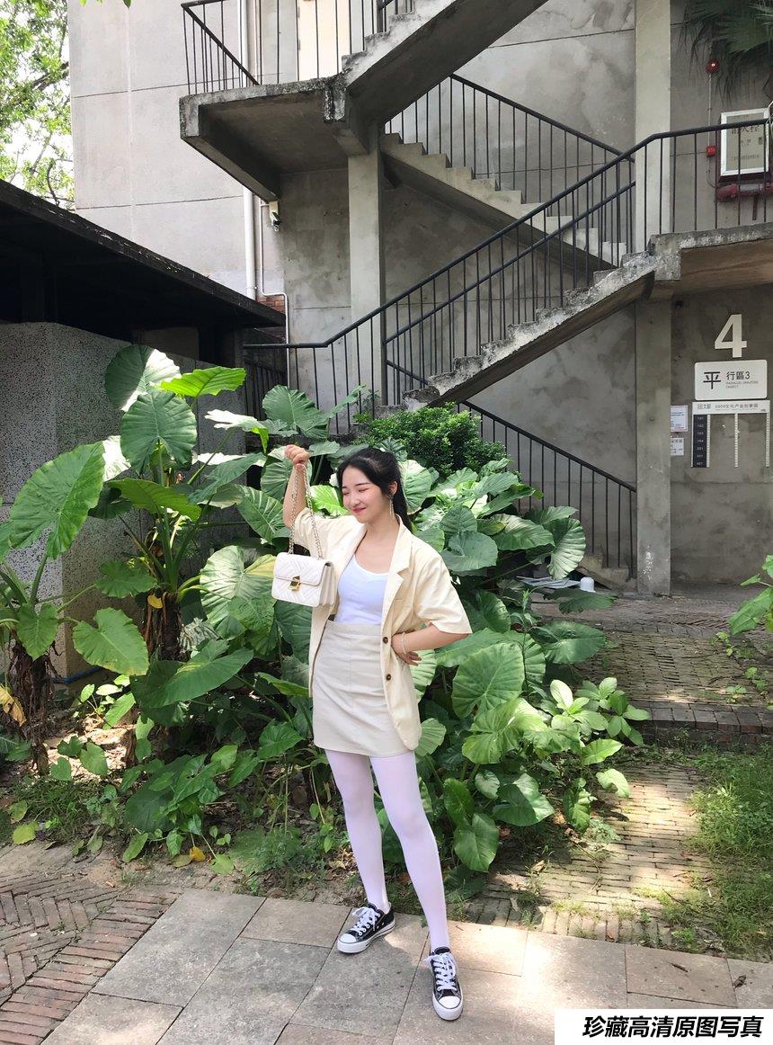 [最爱帆布鞋] 丝袜美腿写真 ON.53 图套