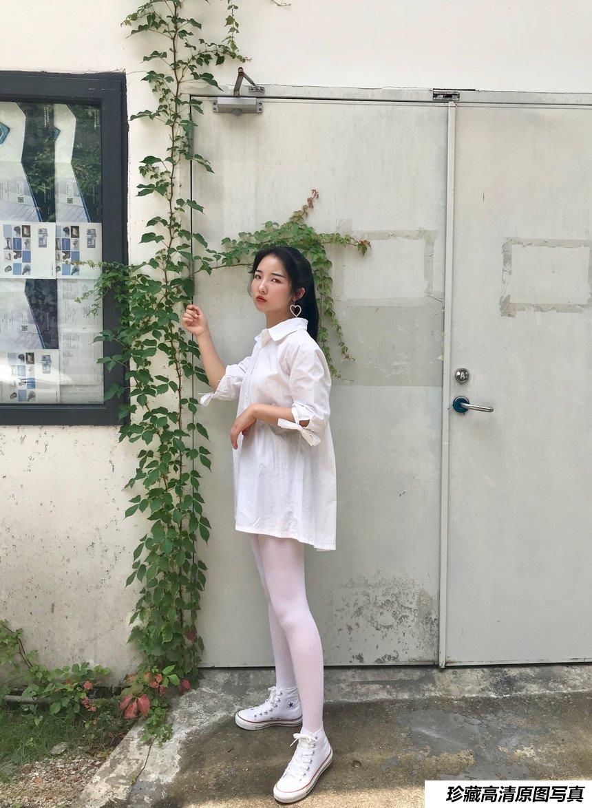 [最爱帆布鞋] 丝袜美腿写真 ON.53 图套