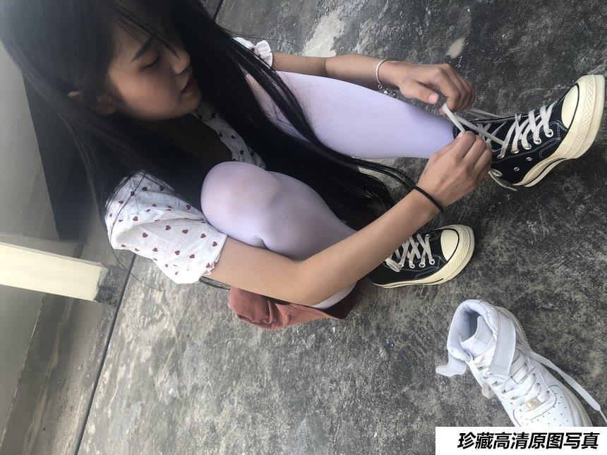 [最爱帆布鞋] 丝袜美腿写真 ON.54 图套 套图+视频