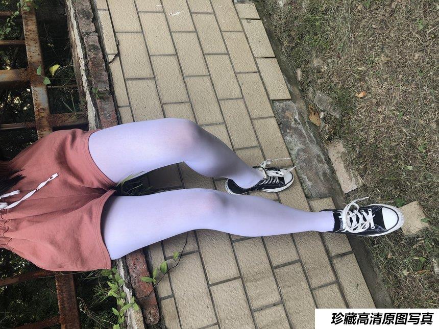 [最爱帆布鞋] 丝袜美腿写真 ON.37 图套+视频