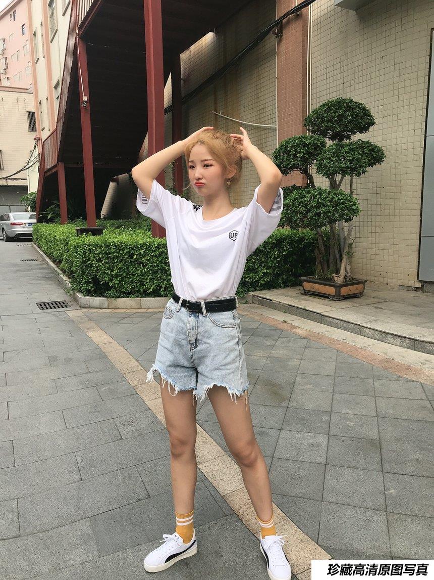 [最爱帆布鞋] 丝袜美腿写真 ON.38 图套