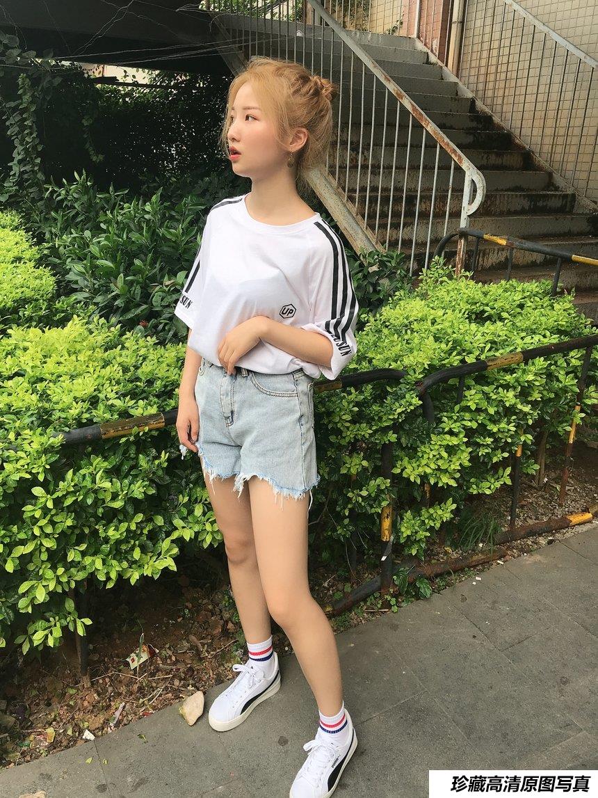 [最爱帆布鞋] 丝袜美腿写真 ON.38 图套