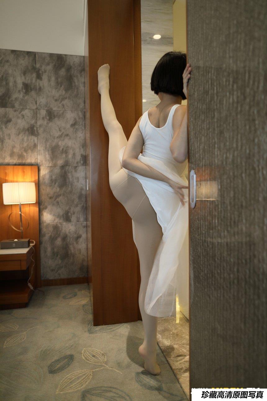 [ROSI写真] 艺学妹2020.03.22 NO.105[99+1P／88.1MB]