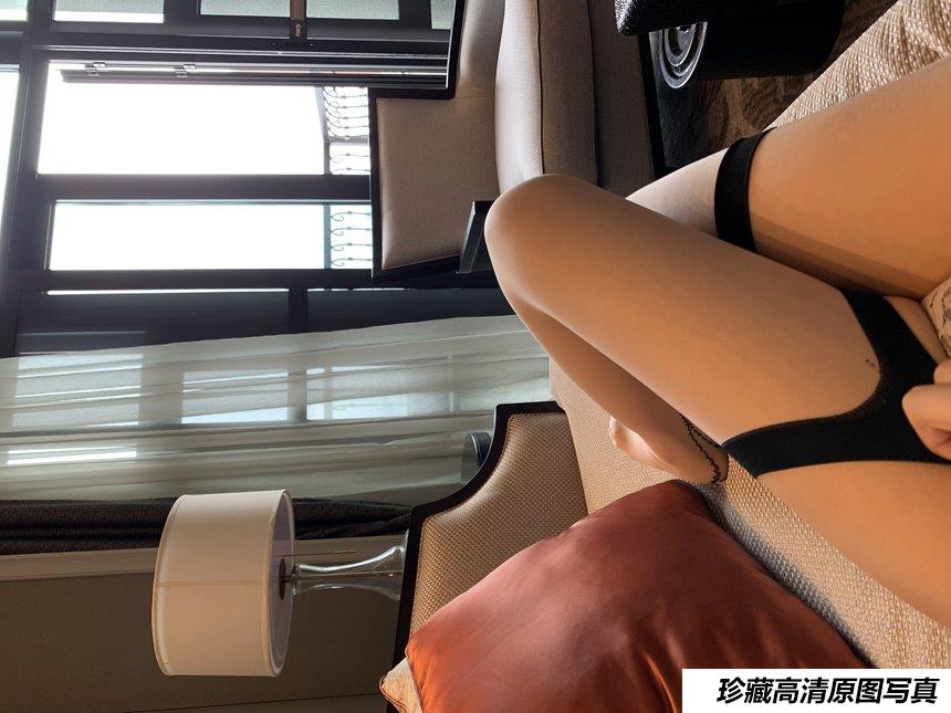 LICCL丽绮映像 - 白丝 [34P-207MB]