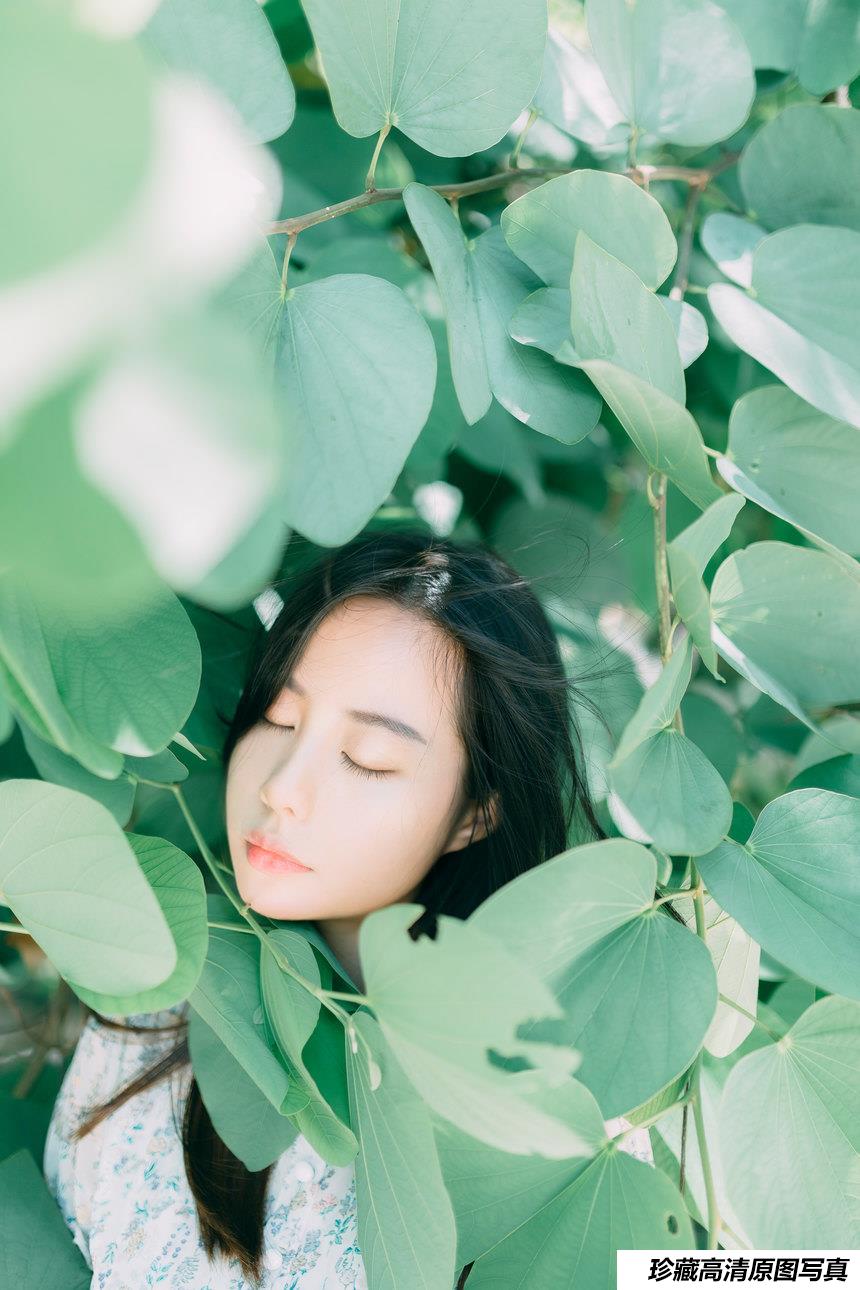 [YITUYU艺图语]2021.08.27 夏の彼女 张潇云[27+1P／274MB]