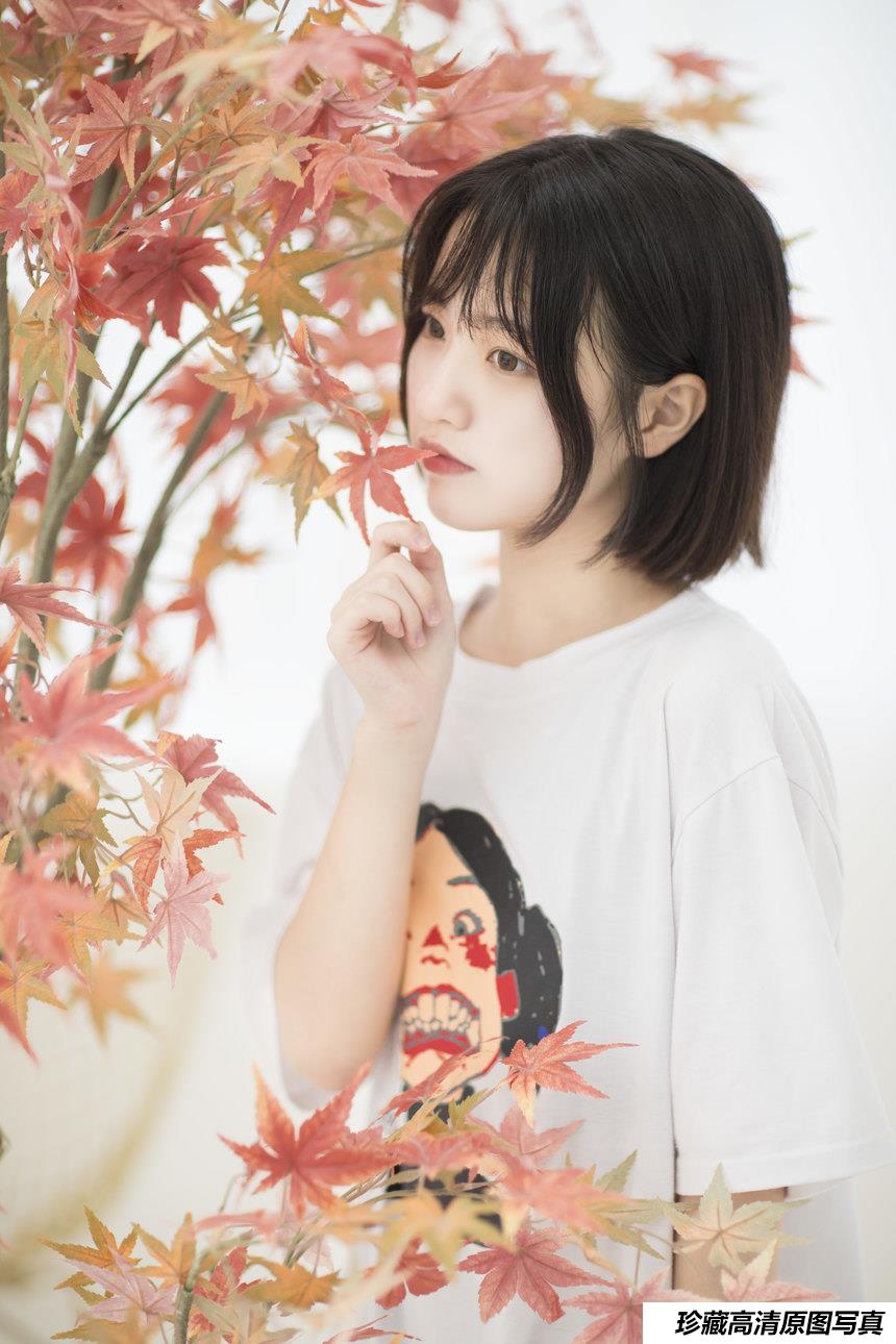 [YITUYU艺图语]2021.08.26 十八岁 二妹[23+1P／52.5MB]