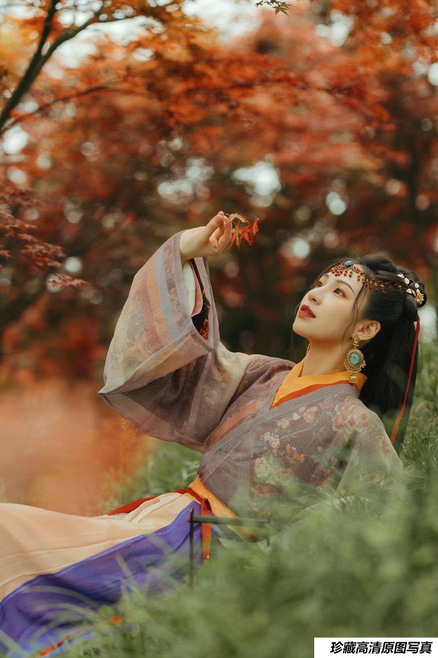 [YITUYU艺图语]2021.08.25 空山秋凉 牧牧[22+1P／370MB]