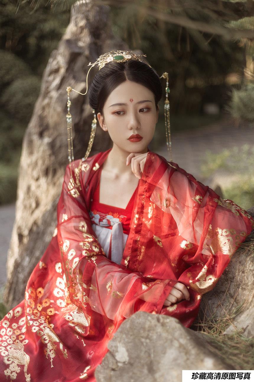 [YITUYU艺图语]2021.08.31 人闲桂花落 模特合集[24+1P／237MB]