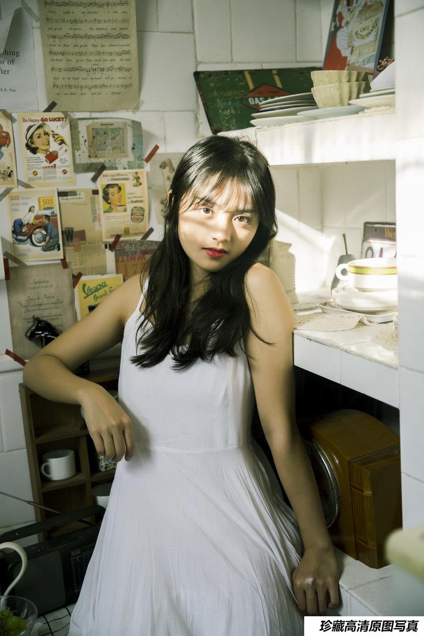 [YITUYU艺图语]2021.08.31 青提的味道 雨文[22+1P／127MB]