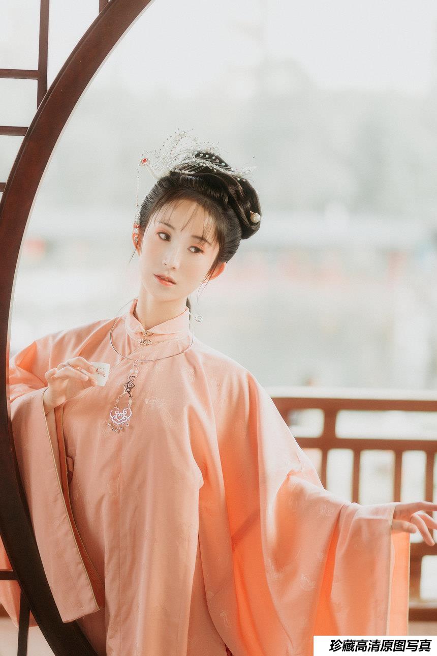 [YITUYU艺图语]2021.08.31 独酌 七屿[31+1P／354MB]