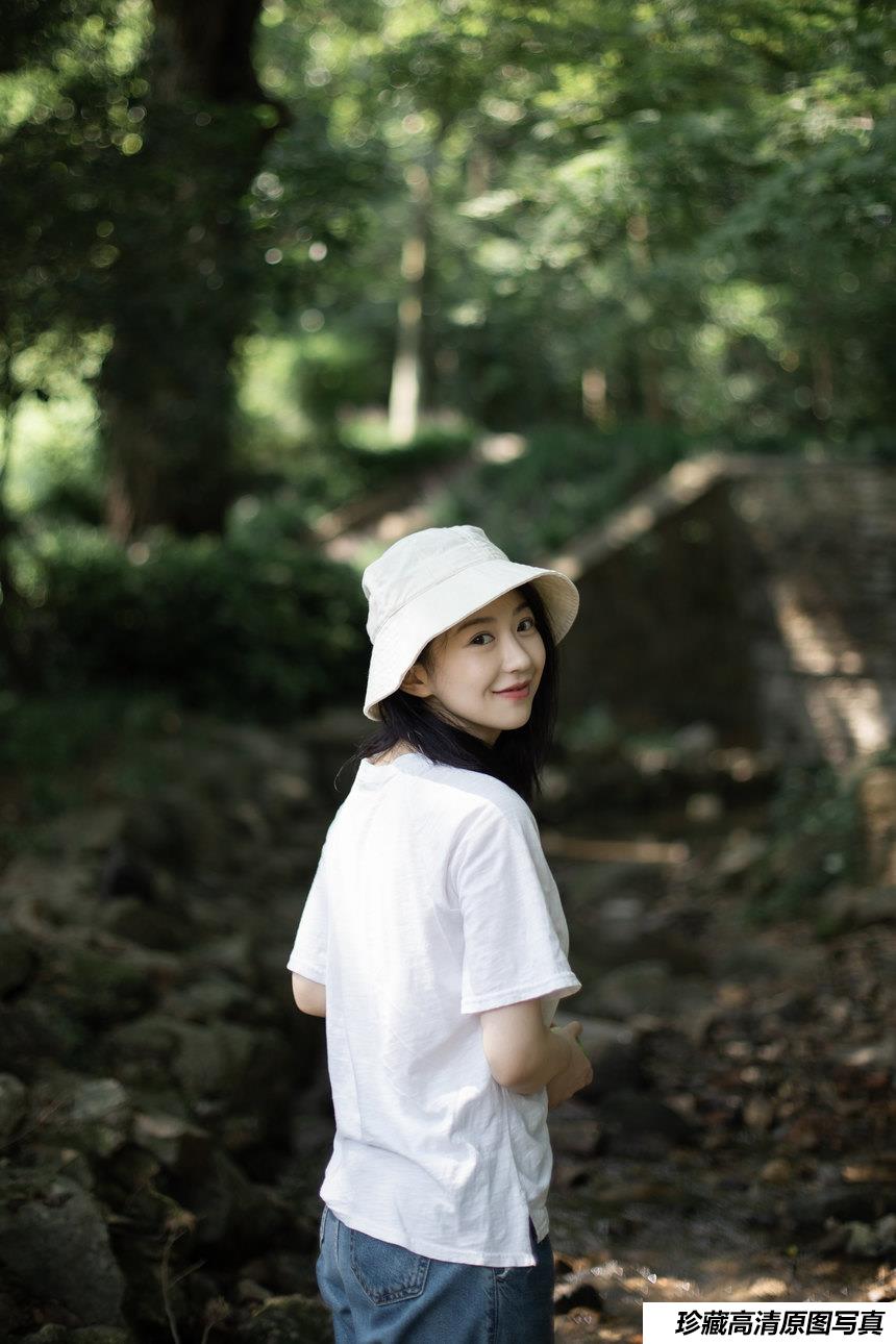 [YITUYU艺图语]2021.08.30 清风 小tom[22+1P／286MB]