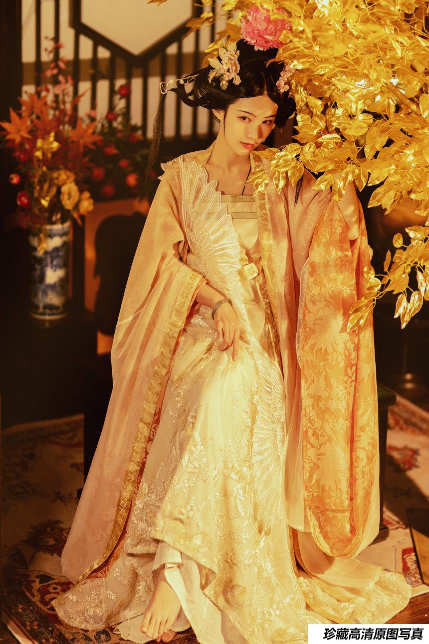 [YITUYU艺图语]2021.08.30 藏娇 兰因[23+1P／611MB]