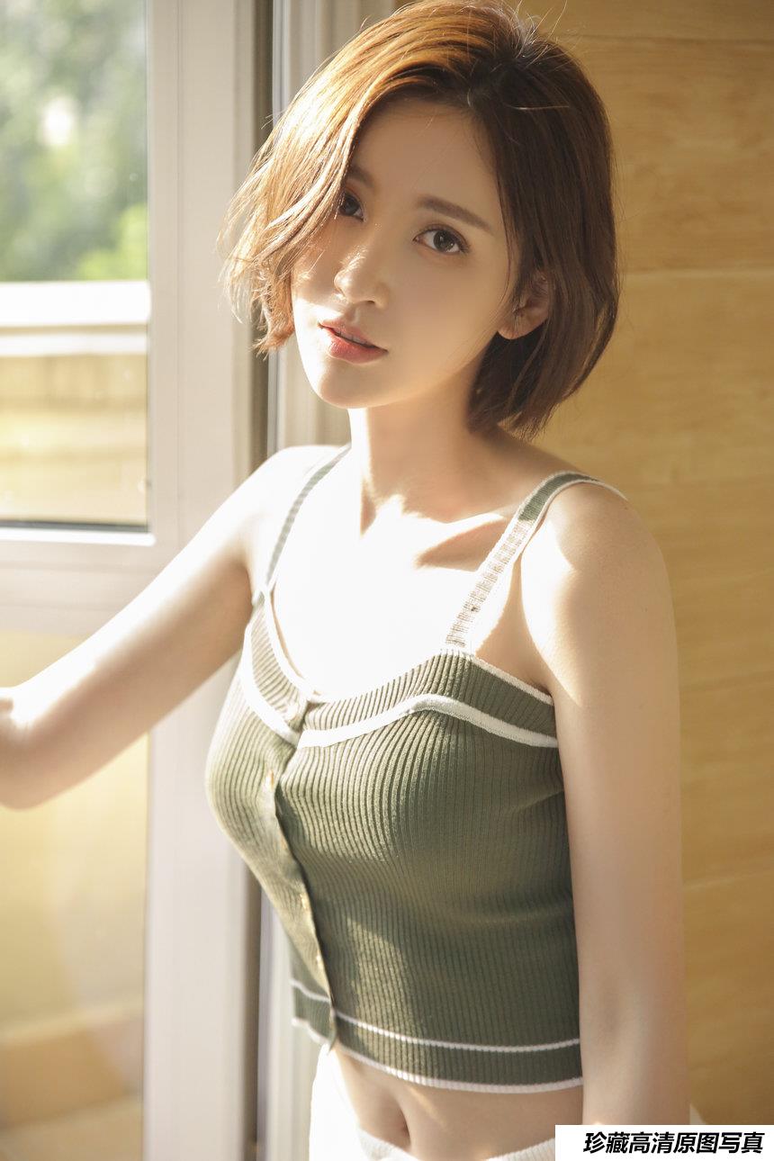 [YALAYI雅拉伊]2022.04.25 NO.925 活力四射[30+1P／219MB]