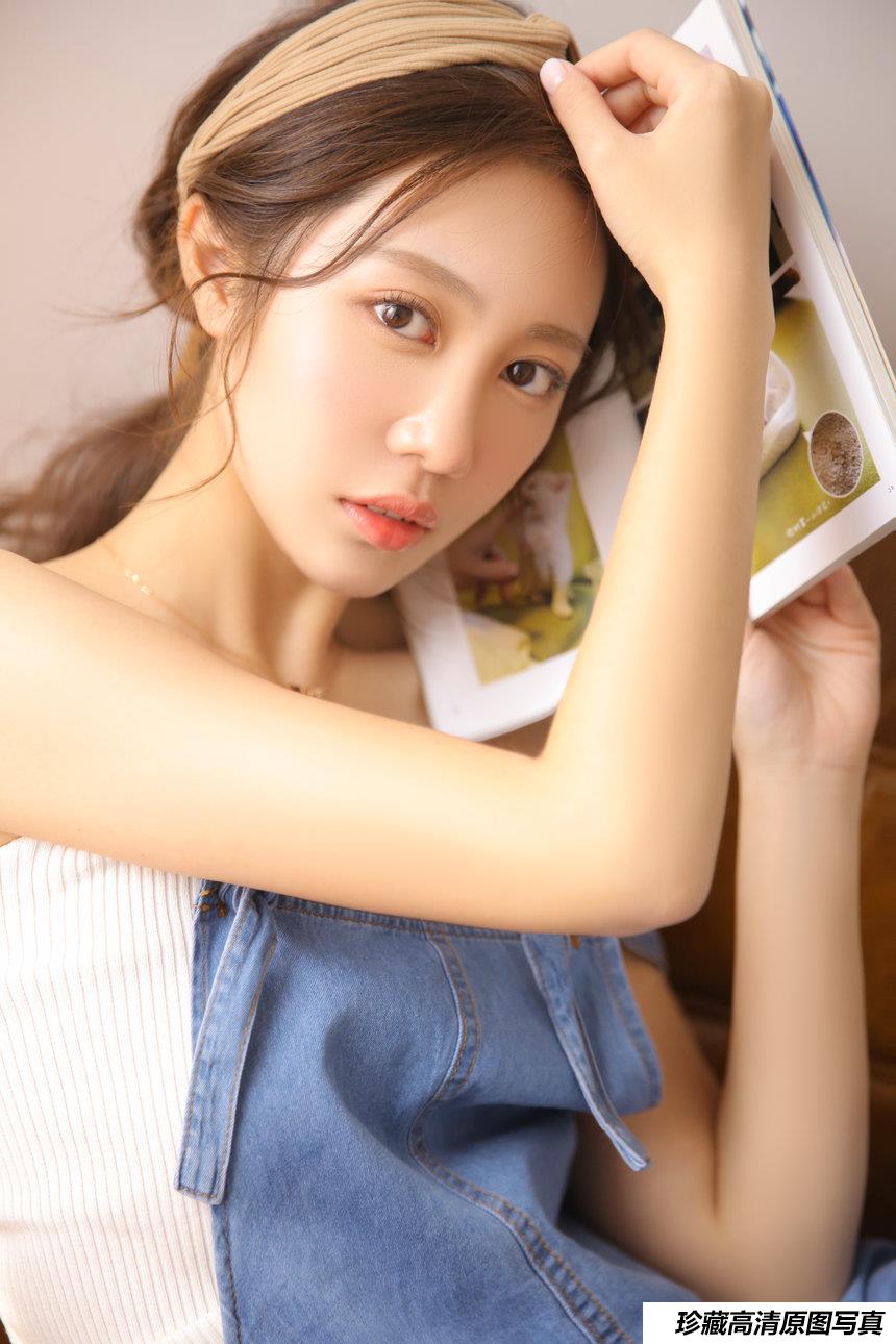 [YALAYI雅拉伊]2022.04.27 NO.926 甜酷女生[41+1P／326MB]