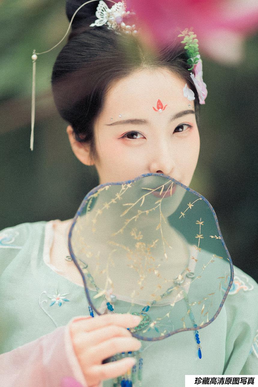 [YITUYU艺图语]2021.09.02 芳尘 茶茶[21+1P／289MB]-艺库