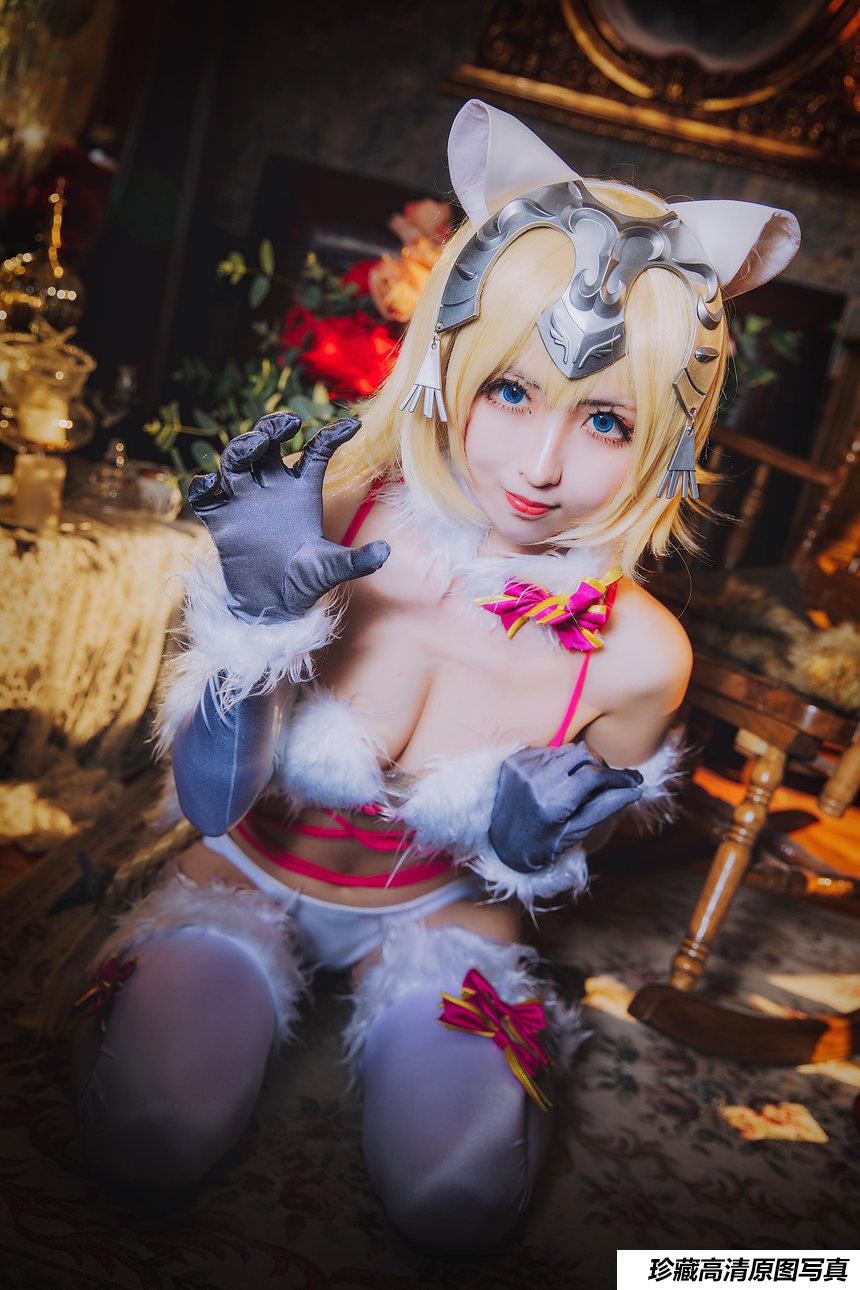 rioko凉凉子 - 白贞[16P／335MB]