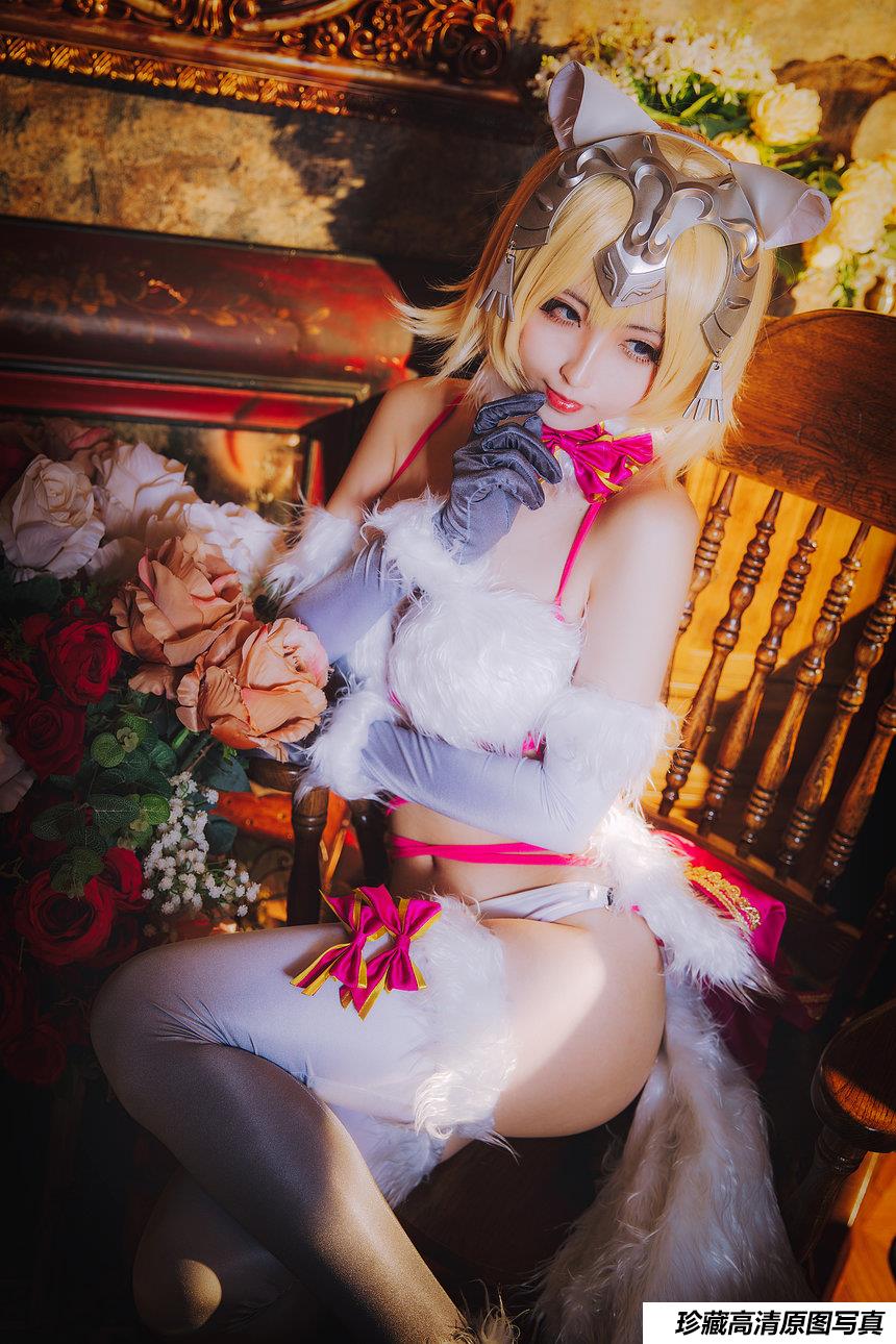 rioko凉凉子 - 白贞[16P／335MB]