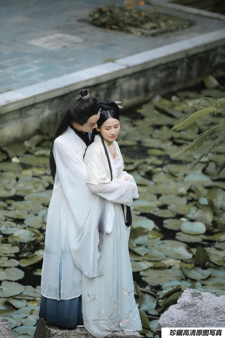 [YITUYU艺图语]2021.09.02 花月下 小星[21+1P／421MB]