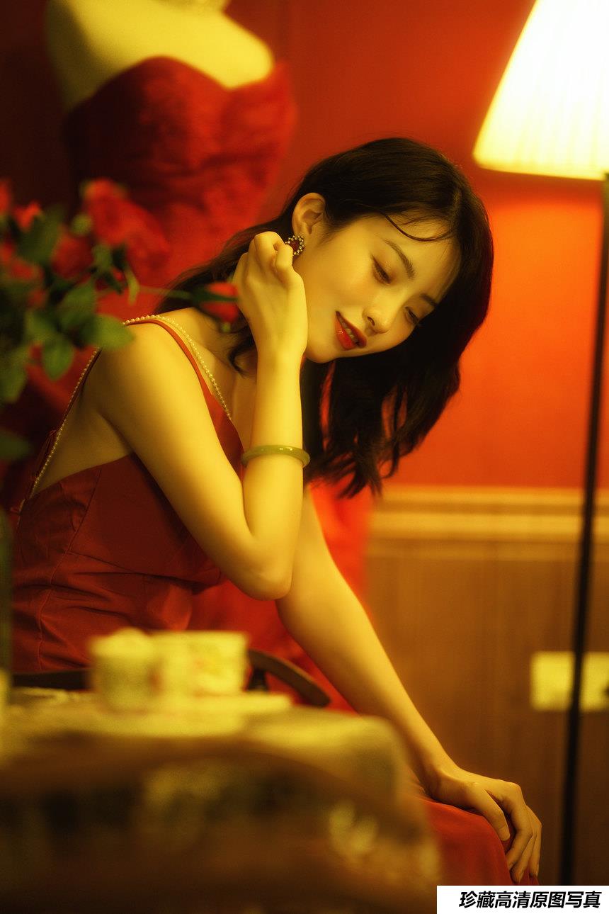 [YITUYU艺图语]2021.09.01 吟花酿 佚名[19+1P／478MB]-艺库