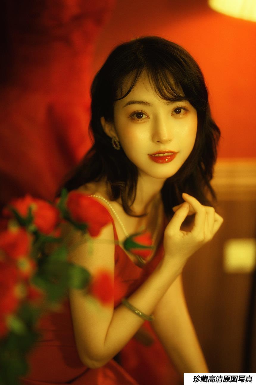 [YITUYU艺图语]2021.09.01 吟花酿 佚名[19+1P／478MB]