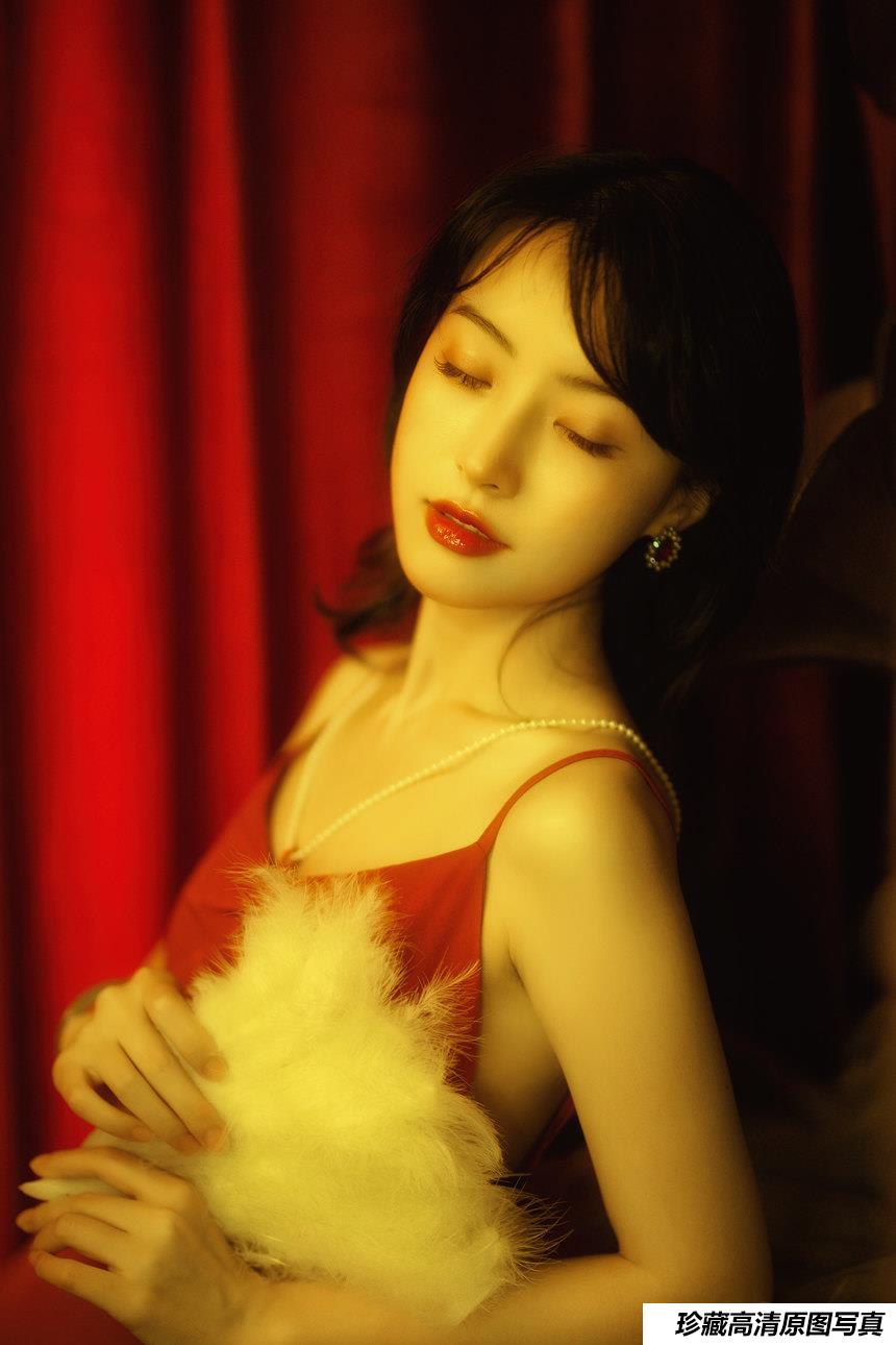 [YITUYU艺图语]2021.09.01 吟花酿 佚名[19+1P／478MB]