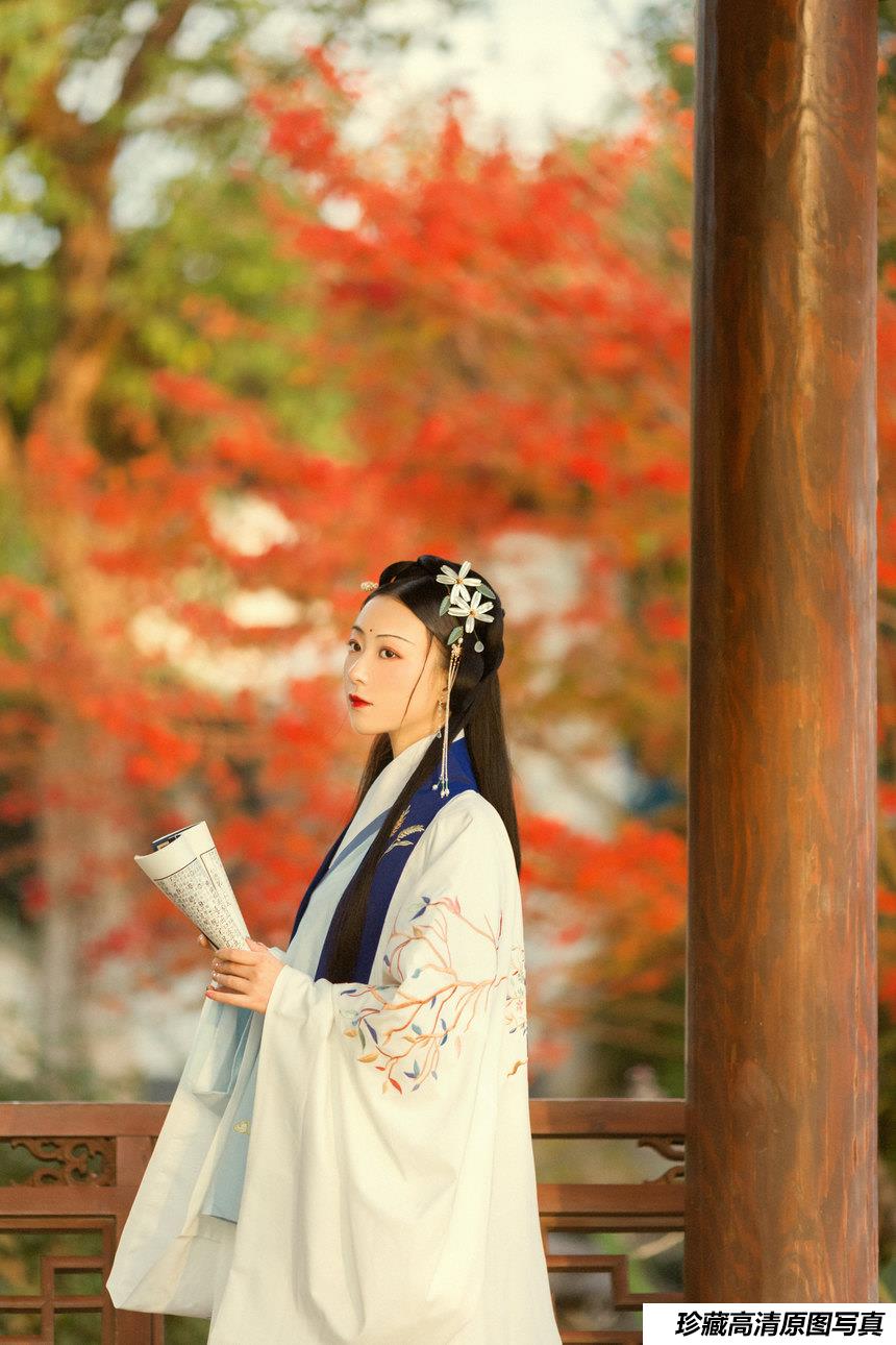 [YITUYU艺图语]2021.09.01 丹枫入秋 门门[27+1P／350MB]