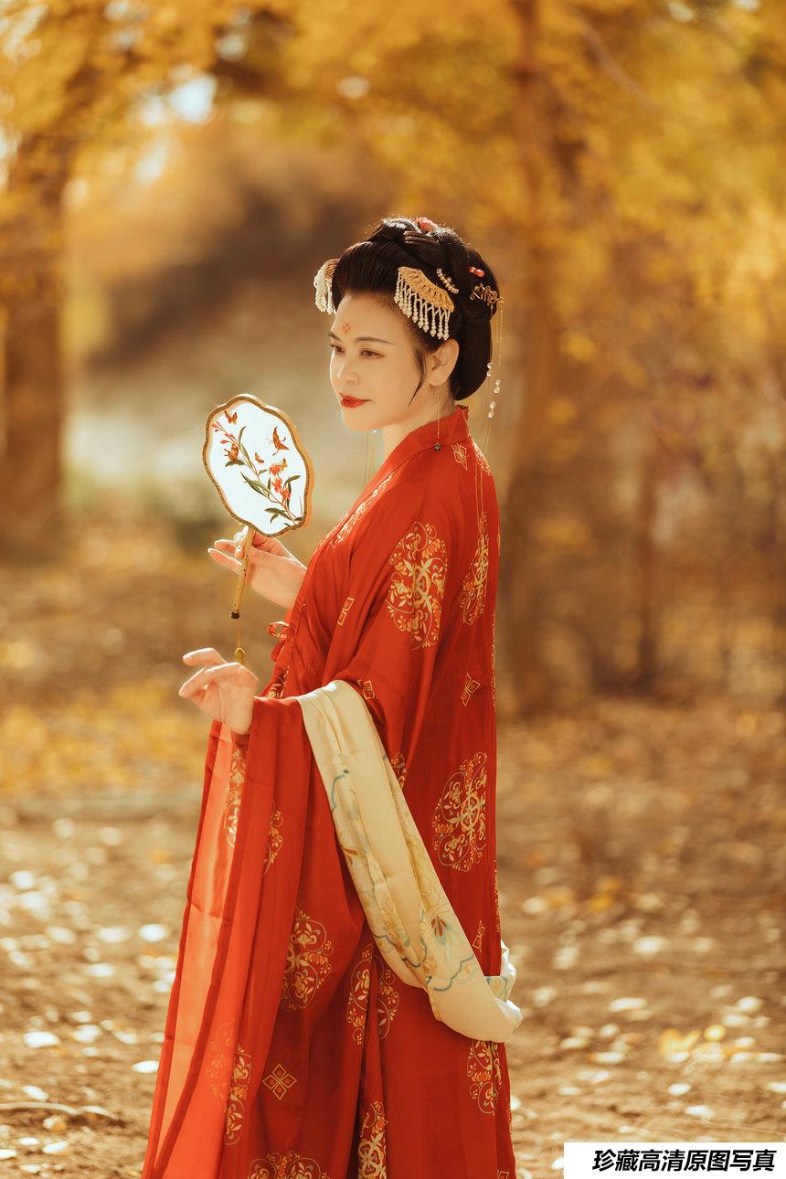 [YITUYU艺图语]2021.09.03 岁月不败美人 知秋[38+1P／696MB]