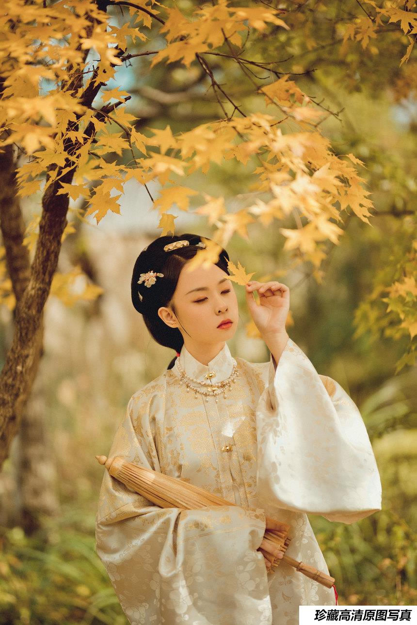 [YITUYU艺图语]2021.09.03 寻枫 冯友薇[28+1P／389MB]