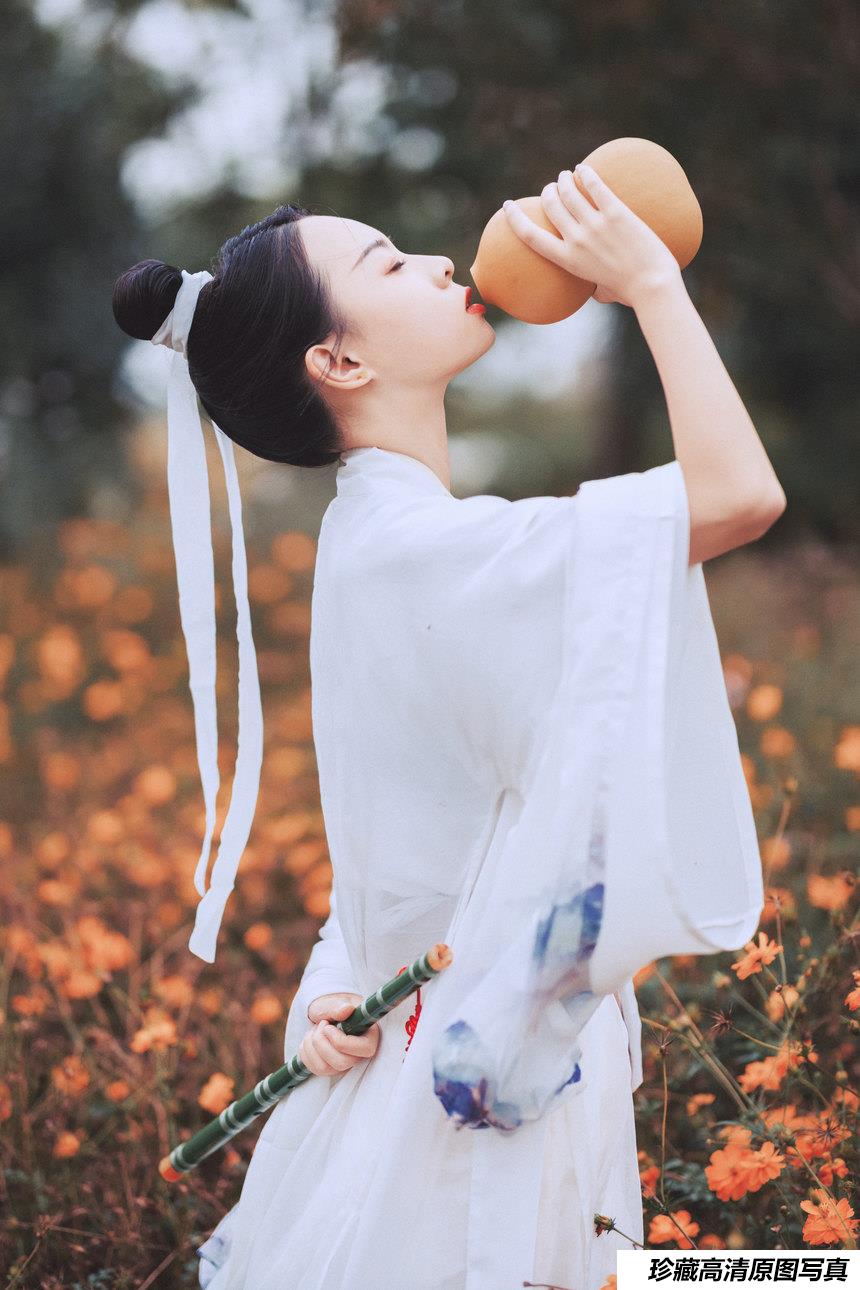 [YITUYU艺图语]2021.09.04 白衣隐 冯友薇[26+1P／412MB]