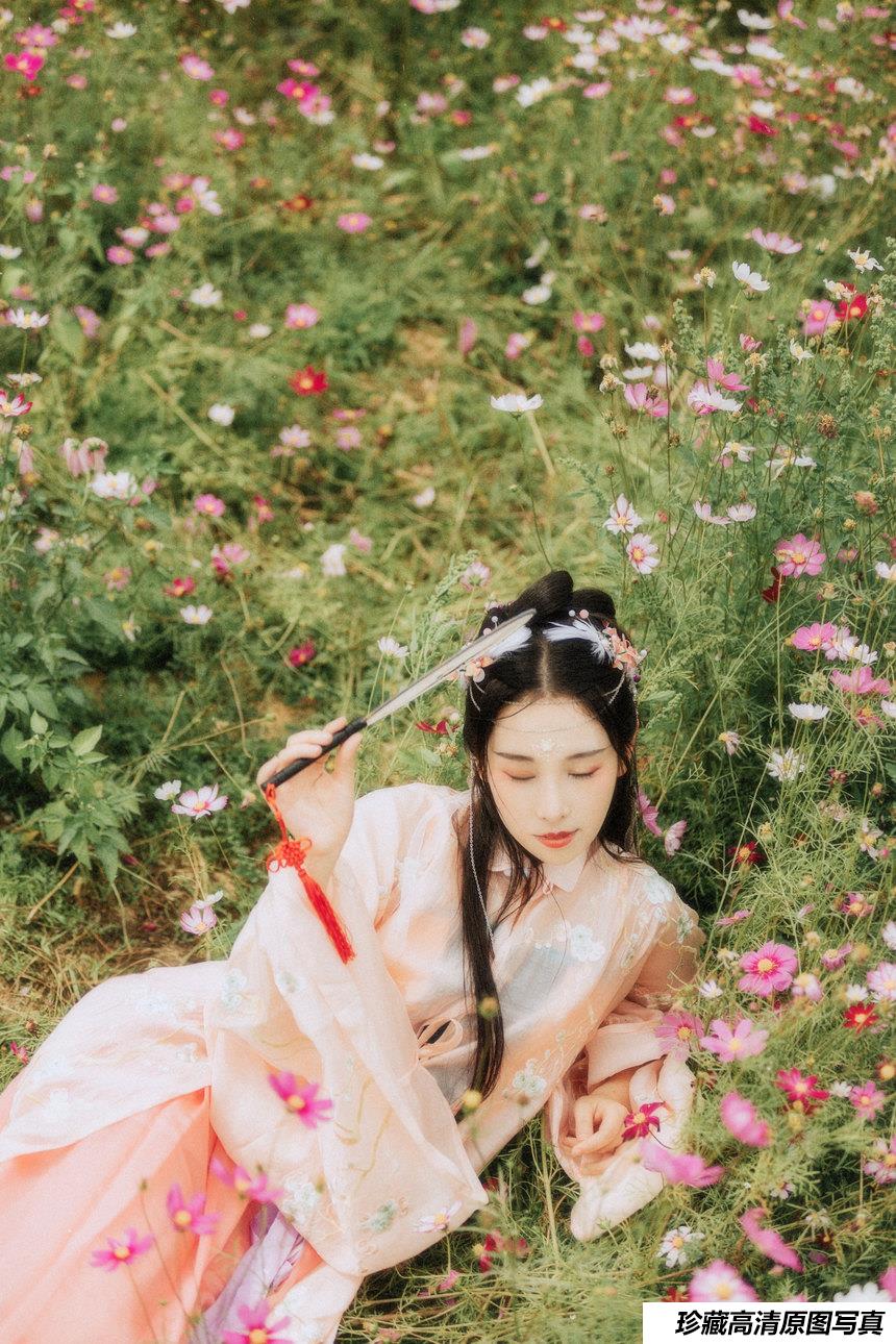 [YITUYU艺图语]2021.09.03 繁花孤影 茶茶[23+1P／280MB]