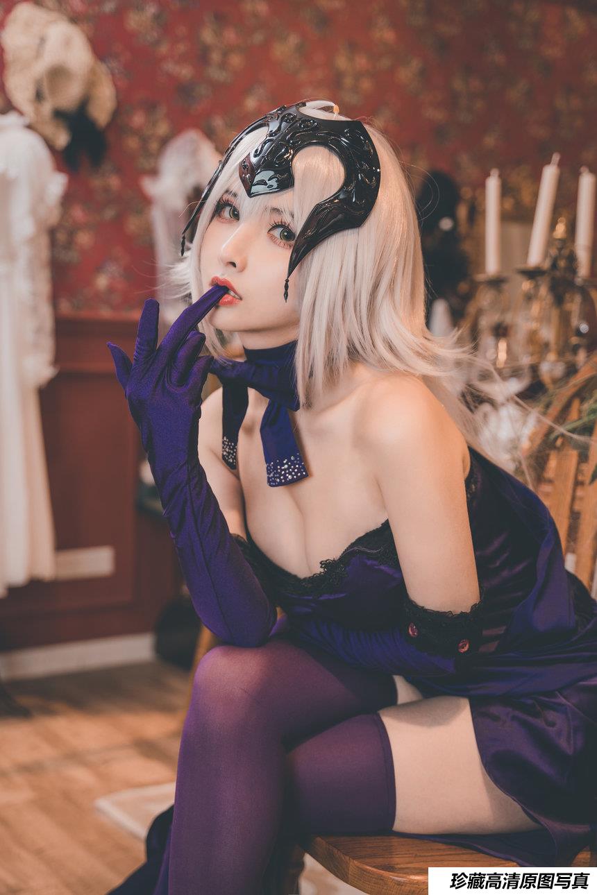 rioko凉凉子 - 醉贞[29P+7V／690MB]