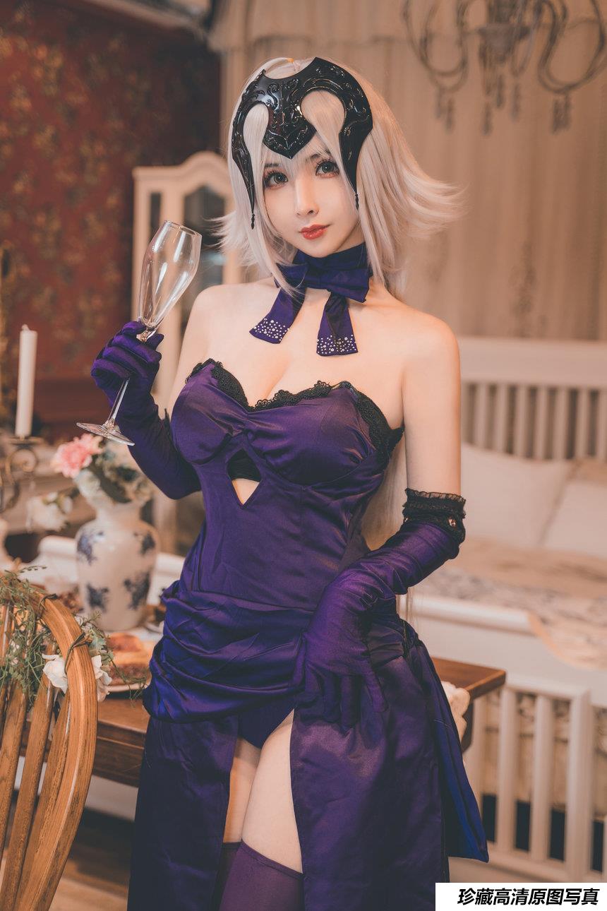 rioko凉凉子 - 醉贞[29P+7V／690MB]