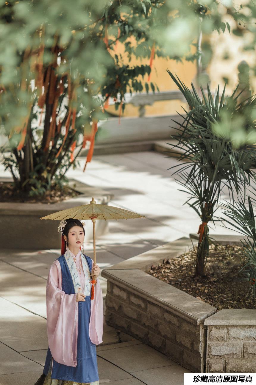 [YITUYU艺图语]2021.09.02 浮生若梦 小辣椒[21+1P／250MB]