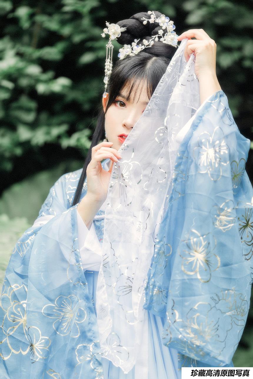 [YITUYU艺图语]2021.09.04 送桃 悠然[25+1P／420MB]