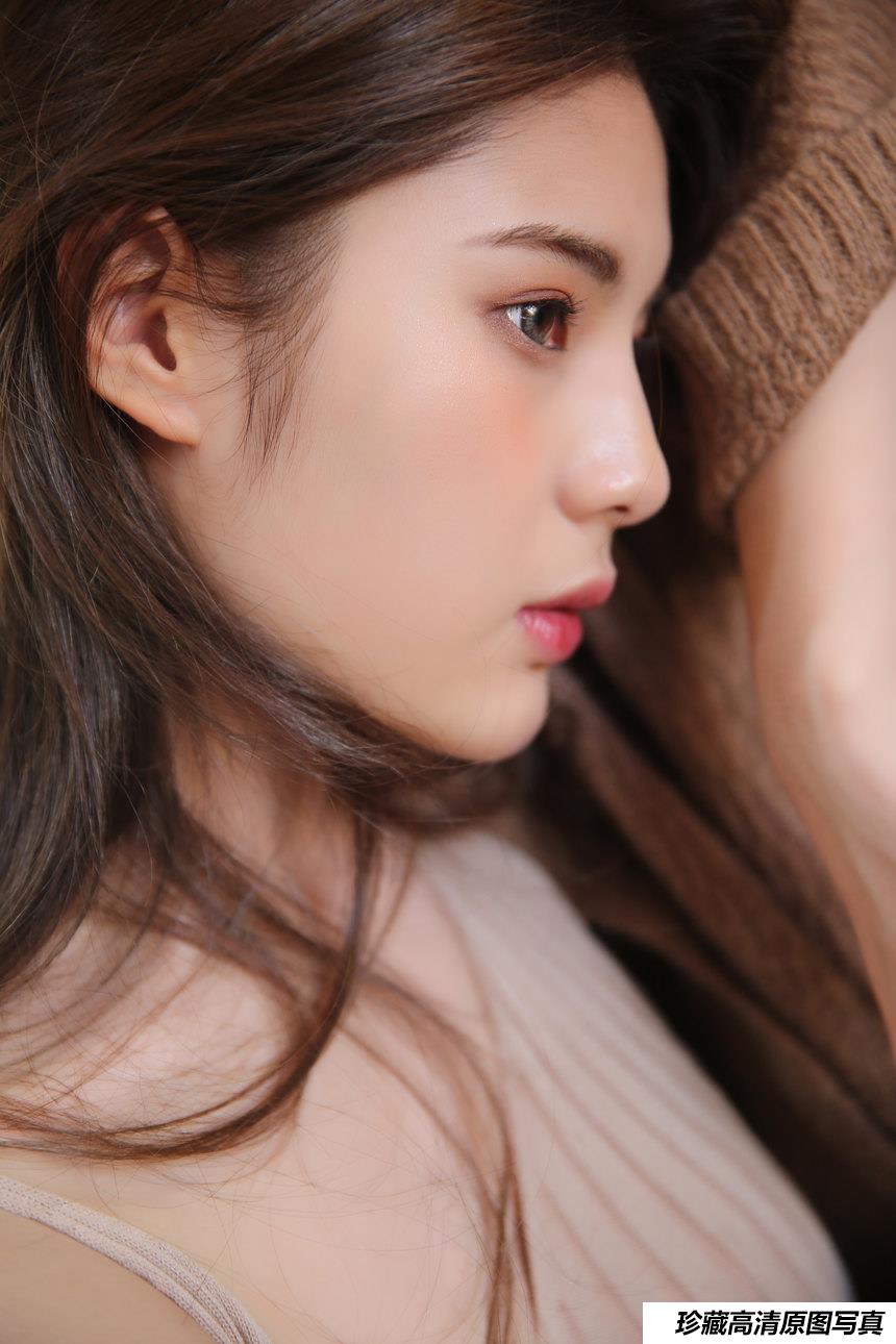 [YALAYI雅拉伊]2022.05.09 NO.930 小饼干[30+1P／226MB]