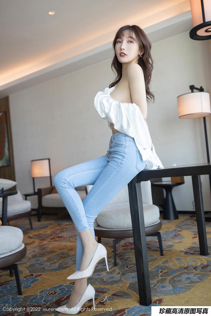 [XiuRen秀人网] 2022.01.05 No.4425 陆萱萱 [89+1P]