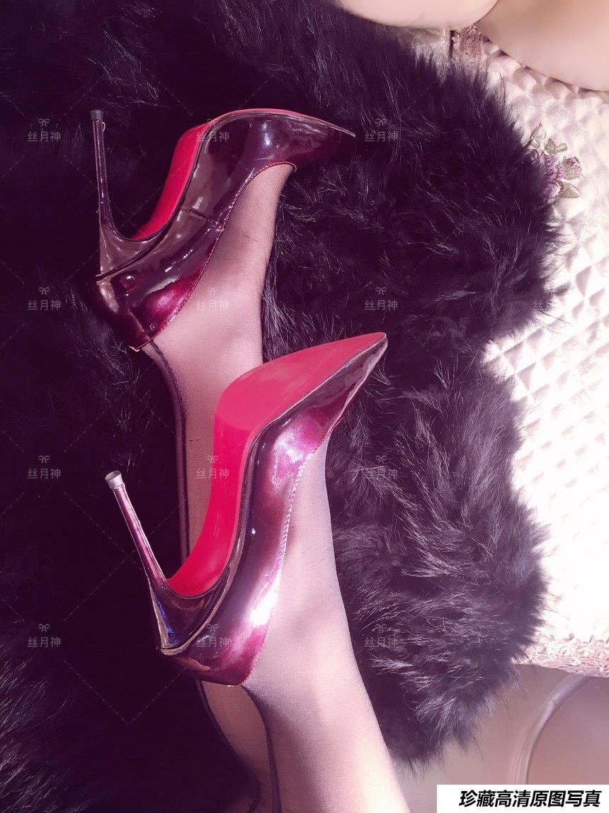 丝月神 007 红色孔雀翎酒红高跟[66P／89.5MB]