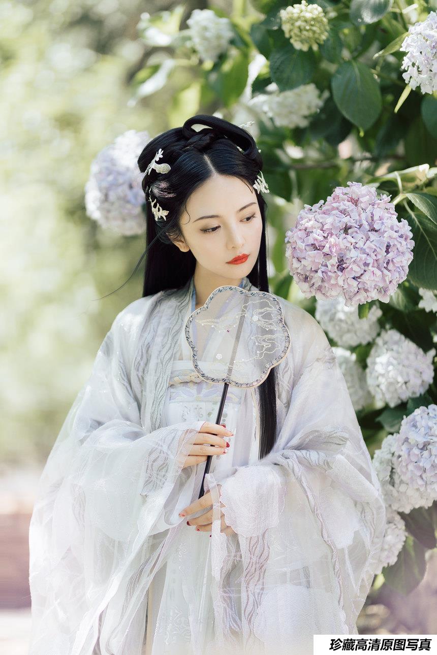 [YITUYU艺图语]2021.09.06 无尽夏 胡莅雅[22+1P／89.6MB]