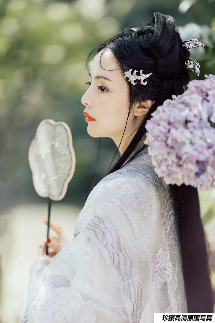 [YITUYU艺图语]2021.09.06 无尽夏 胡莅雅[22+1P／89.6MB]