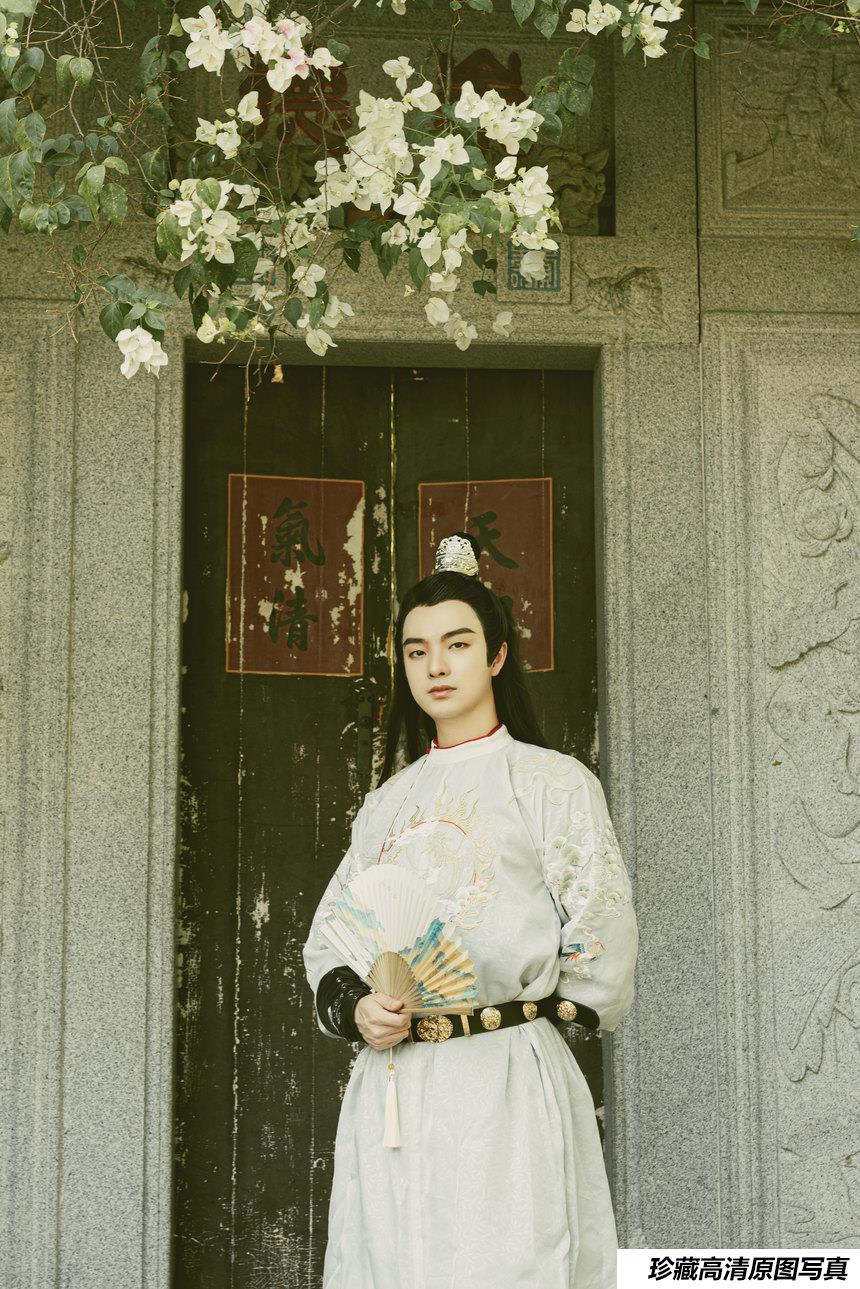 [YITUYU艺图语]2021.09.06 思美人 霏霏[23+1P／270MB]