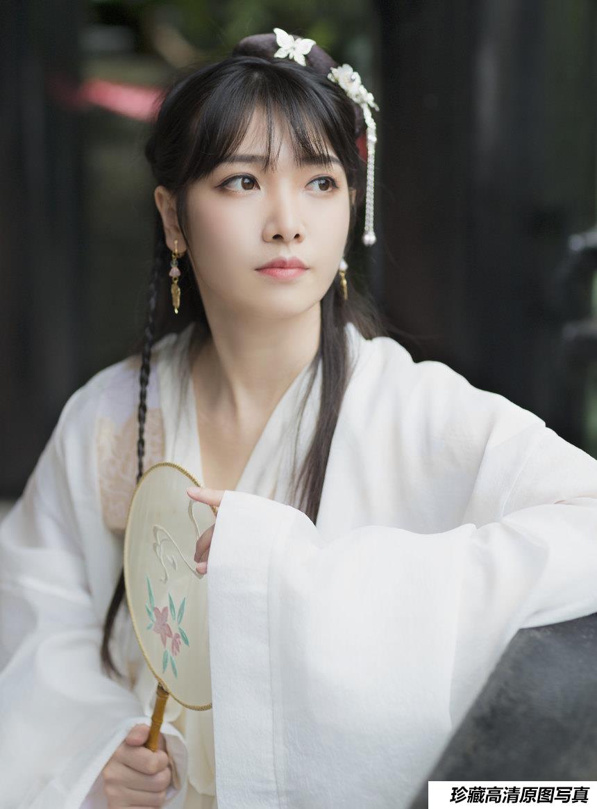 [YITUYU艺图语]2021.09.06 清平调 湘湘[21+1P／196MB]