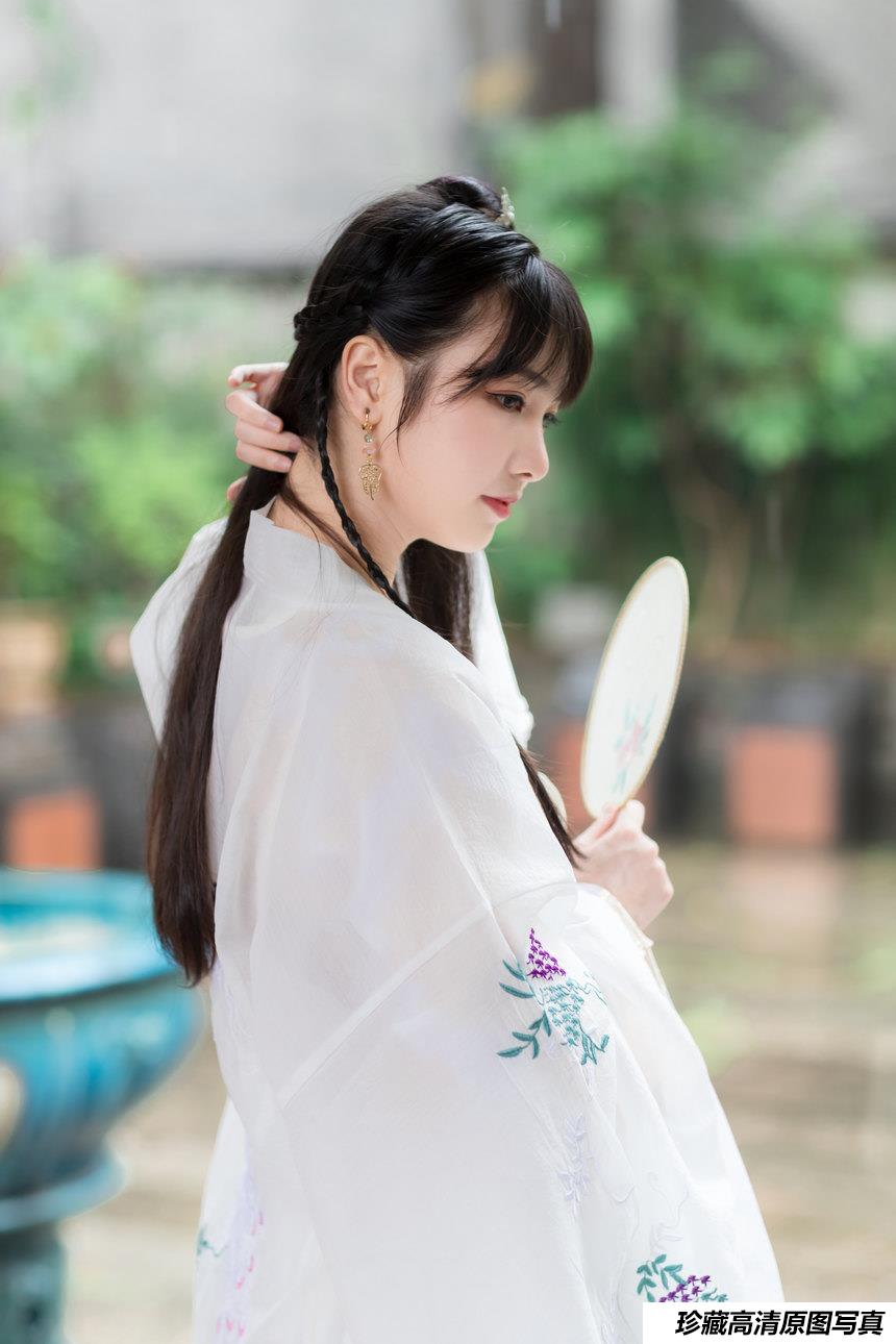 [YITUYU艺图语]2021.09.06 清平调 湘湘[21+1P／196MB]