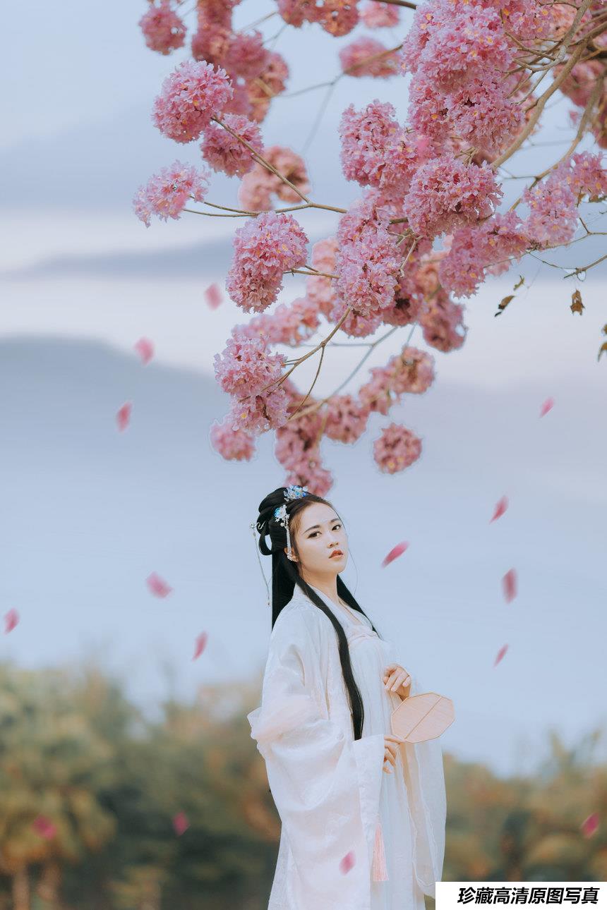 [YITUYU艺图语]2021.09.04 遇芳记 苹果大人[25+1P／245MB]