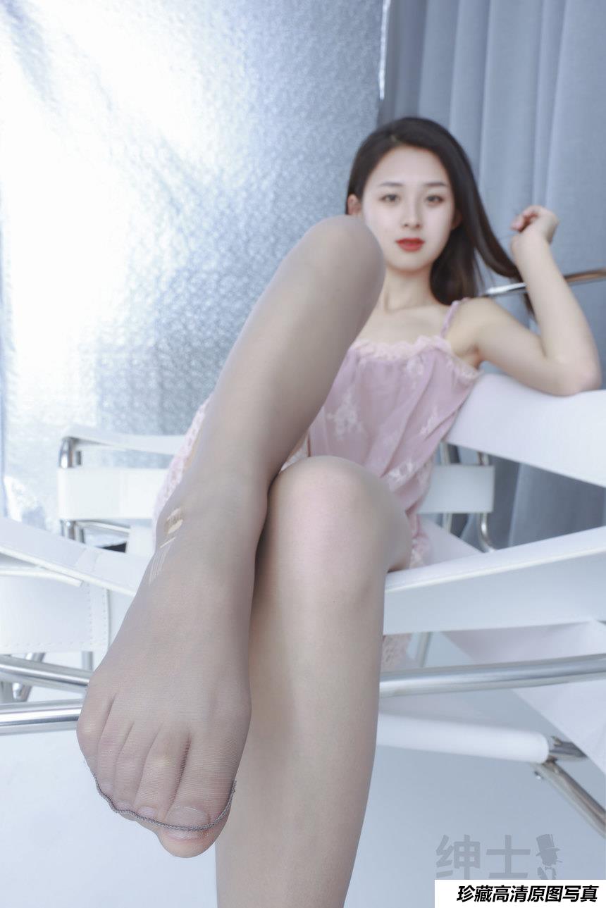 [绅士摄影] 2022.02.08 江江 No.206 [48P/381M]