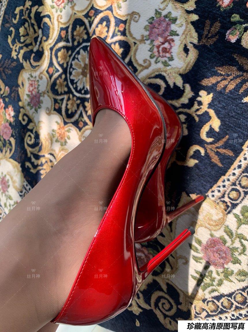 丝月神 012 阳光下的一抹红高跟肉[67P／183MB]