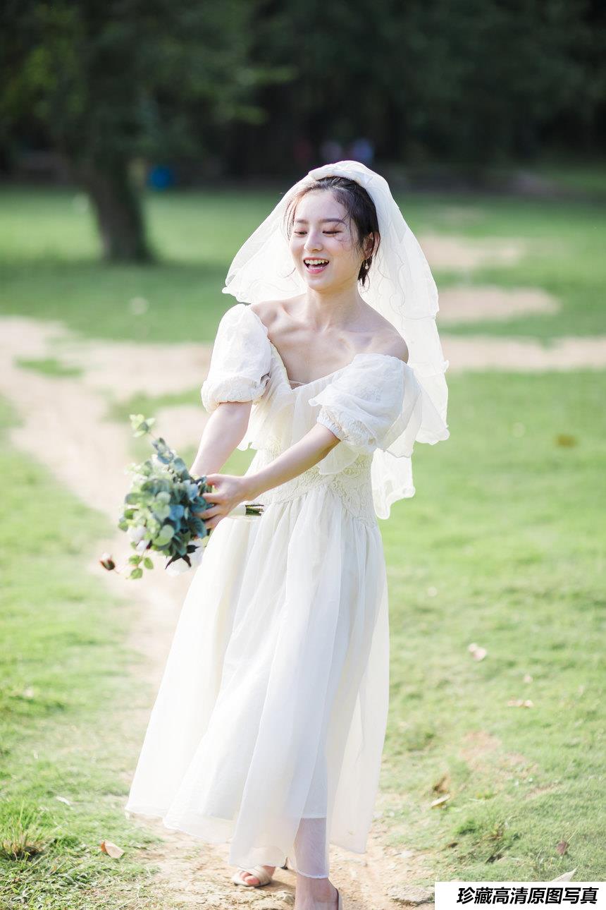 [YITUYU艺图语]2021.09.10 梦中的婚礼 莎莎[23+1P／304MB]